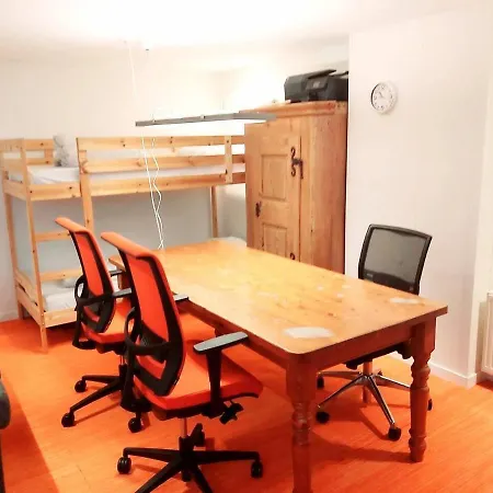 Captivating 2-Bed Apartment In Hilversum *